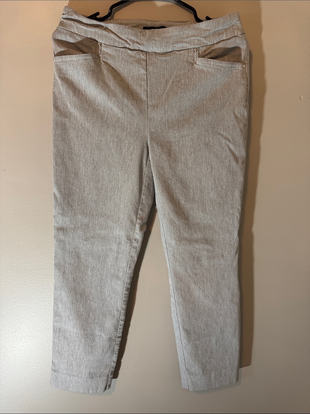 Hilary Radley Light Gray Cropped Slim Pants
